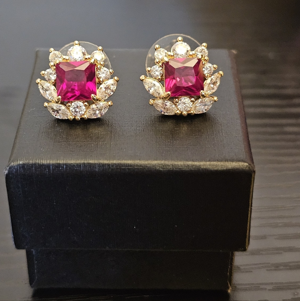 12k Gold Stud Earrings